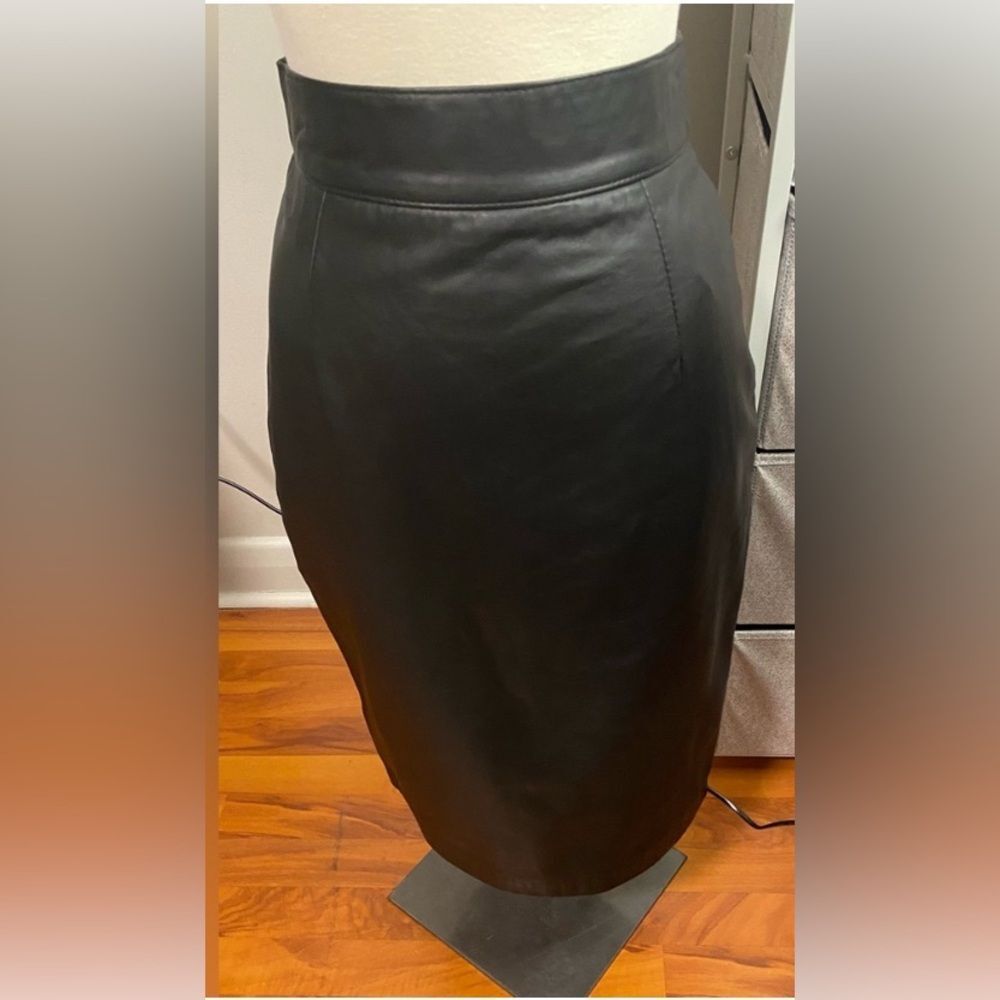 Danier Black Real Leather Pencil Skirt Size 8 - Picture 4 of 11